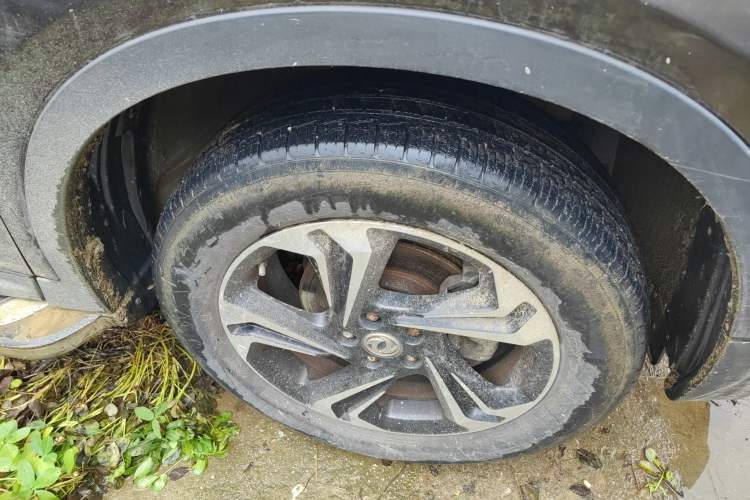 Used Dongfeng Aeolus AX7 2016 1.4T Manual Zhuyue Model Right Front Wheel Hub