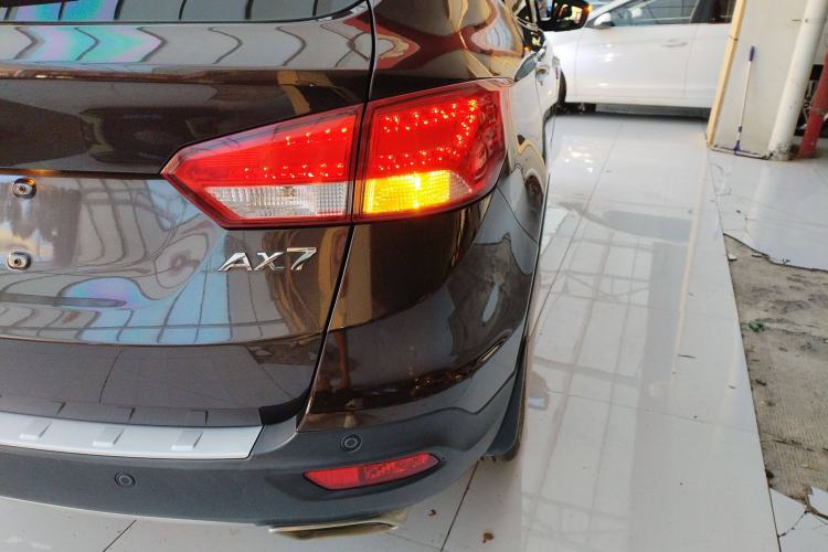 Used Dongfeng Aeolus AX7 2016 2.3L Automatic ZhiZun Version Right Rear Taillight