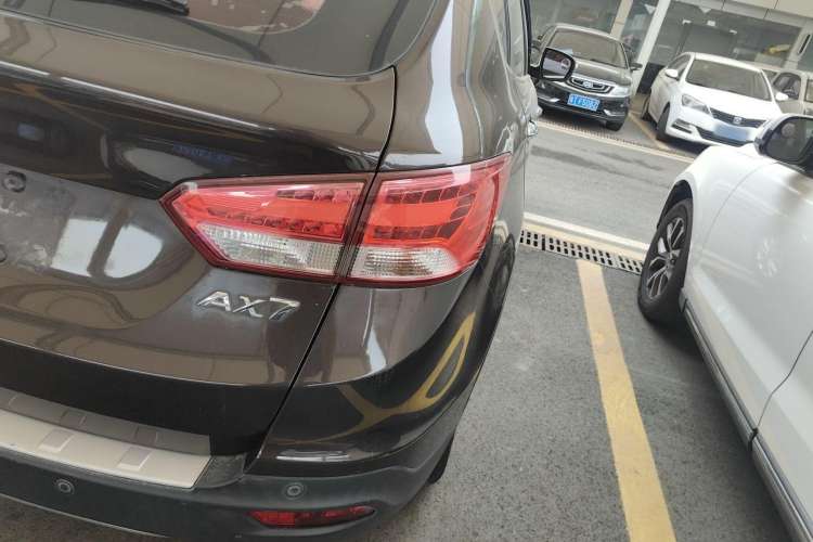 Used Dongfeng Aeolus AX7 2016 2.0L Automatic Zhiyi Trim Right Rear Taillight