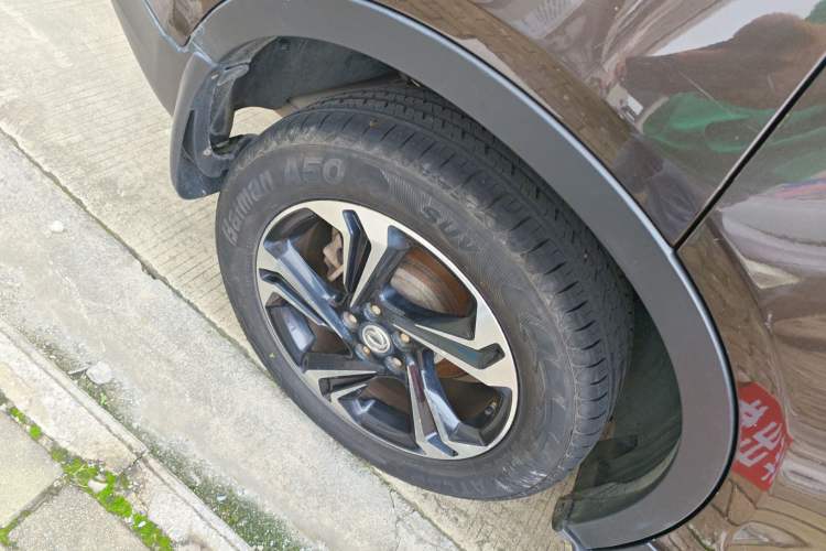 Used Dongfeng Aeolus AX7 2016 2.3L Automatic ZhiZun Version Right Rear Wheel Hub