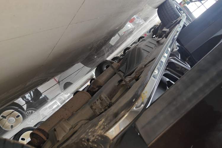 Used Dongfeng Aeolus AX7 2016 2.0L Automatic Zhiyi Trim Right Side Sill