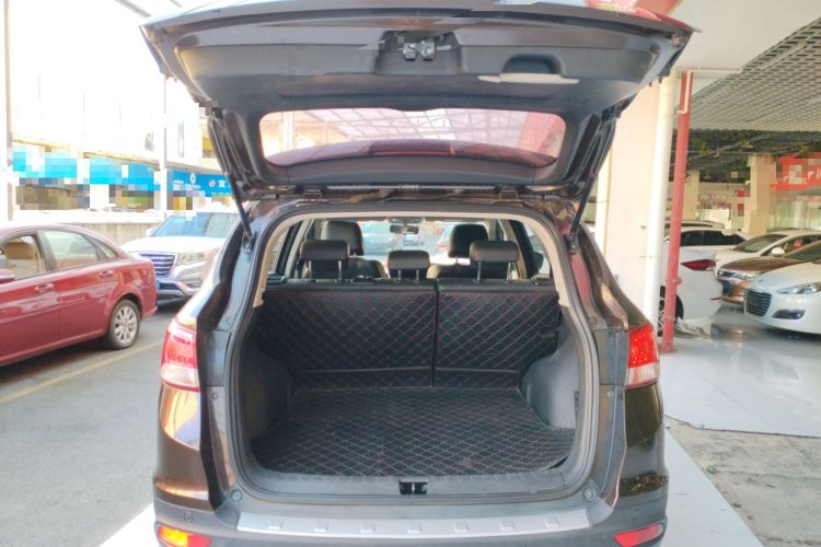 Used Dongfeng Aeolus AX7 2016 2.3L Automatic ZhiZun Version Trunk