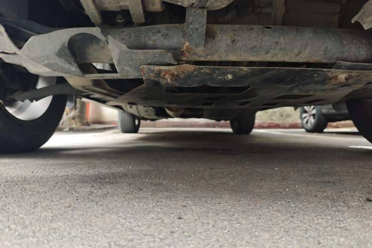 Used Dongfeng Aeolus AX7 2016 1.4T Manual Zhuyue Model Chassis Front