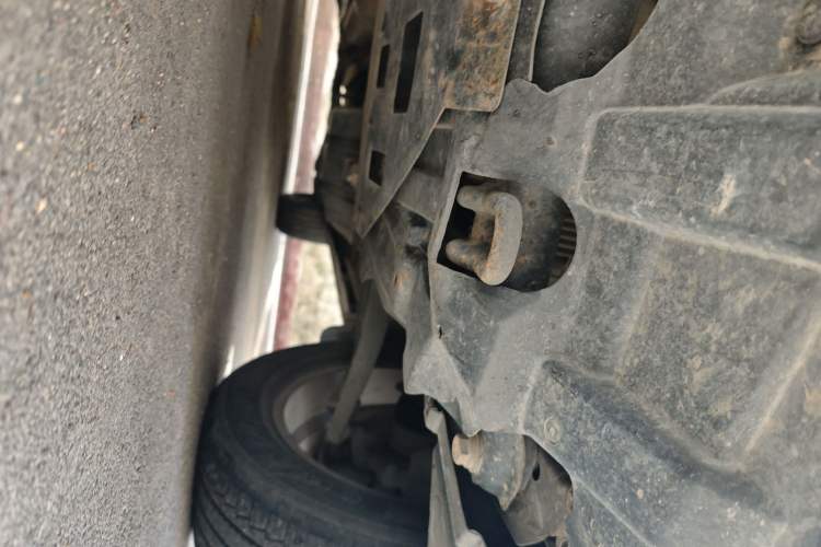 Used Dongfeng Aeolus AX7 2016 1.4T Manual Zhuyue Model Chassis Front Left