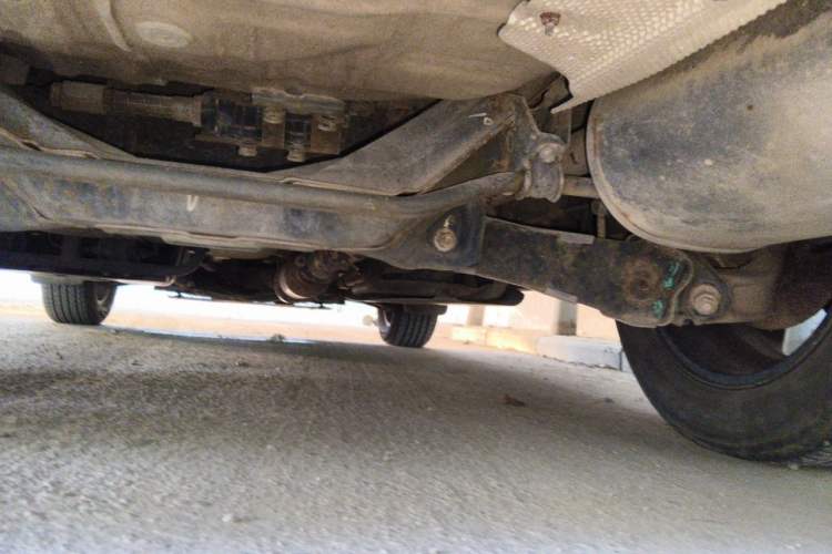 Used Dongfeng Aeolus AX7 2016 2.0L Automatic Zhiyi Trim Chassis Rear