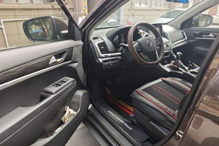 Used Dongfeng Aeolus AX7 2016 1.4T Manual Zhuyue Model Driver Seat