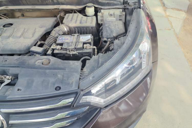 Used Dongfeng Aeolus AX7 2016 2.0L Automatic Zhiyi Trim Engine Bay Left
