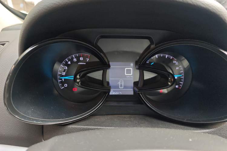 Used Dongfeng Aeolus AX7 2016 1.4T Manual Zhuyue Model Instrument Cluster