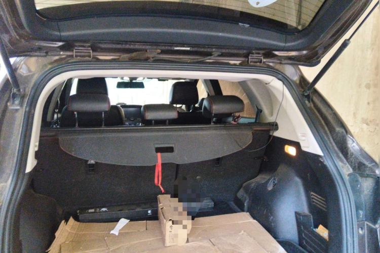 Used Dongfeng Aeolus AX7 2016 2.0L Automatic Zhiyi Trim Trunk