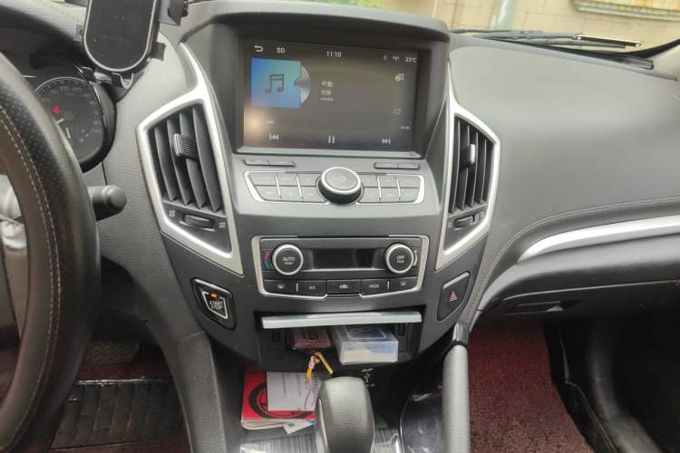 Used Dongfeng Aeolus AX7 2016 2.0L Automatic Zhiyi Trim Audio And AC Panel