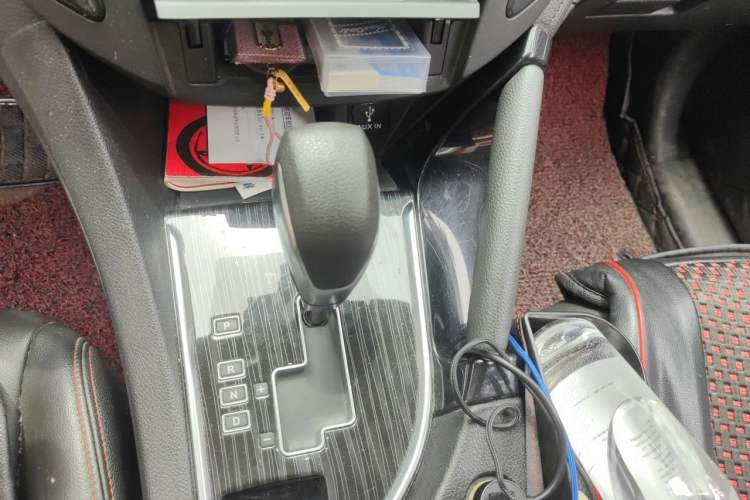 Used Dongfeng Aeolus AX7 2016 2.0L Automatic Zhiyi Trim Gear Lever