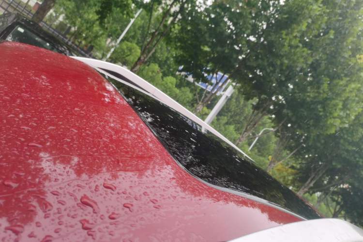 Used Dongfeng Aeolus AX7 2016 2.0L Automatic Zhiyi Trim Roof