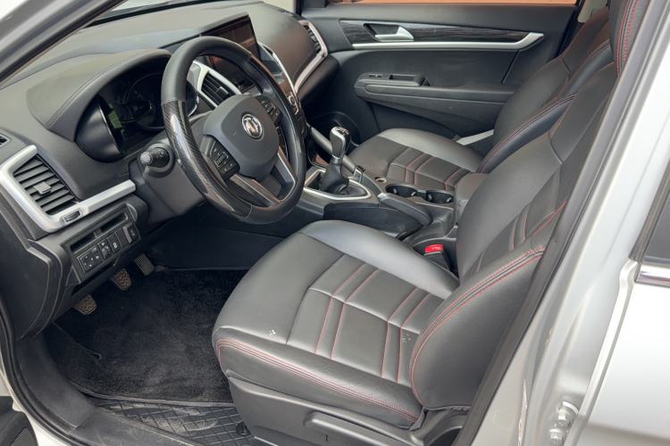 Used Dongfeng Aeolus AX7 2016 1.4T Manual Zhuyue Model Interior 1