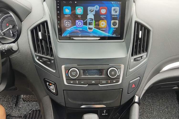 Used Dongfeng Aeolus AX7 2016 2.0L Automatic Zhiyi Trim Audio And AC Panel