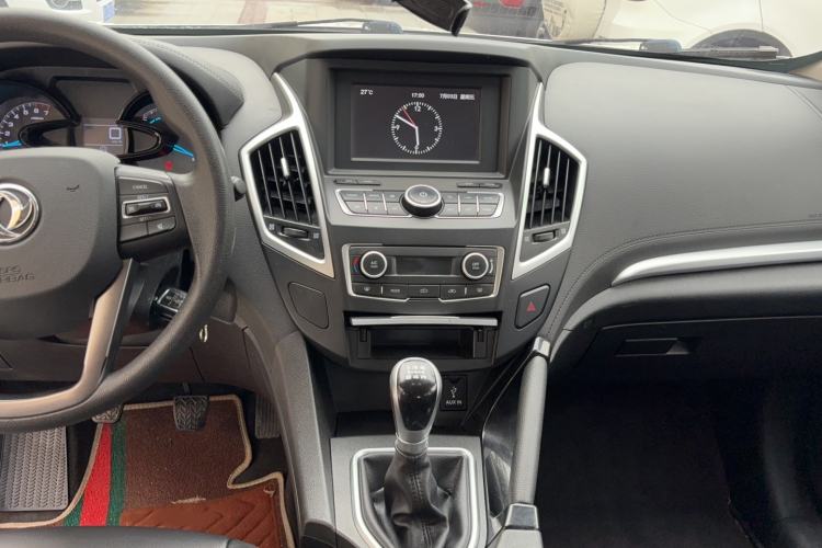 Used Dongfeng Aeolus AX7 2016 2.0L Manual Zhuyue Model Audio And AC Panel