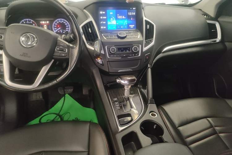 Used Dongfeng Aeolus AX7 2016 2.0L Automatic Zhiyi Trim Audio And AC Panel