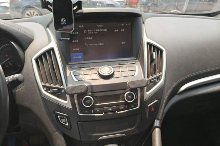 Used Dongfeng Aeolus AX7 2016 2.3L Automatic ZhiZun Version Audio And AC Panel