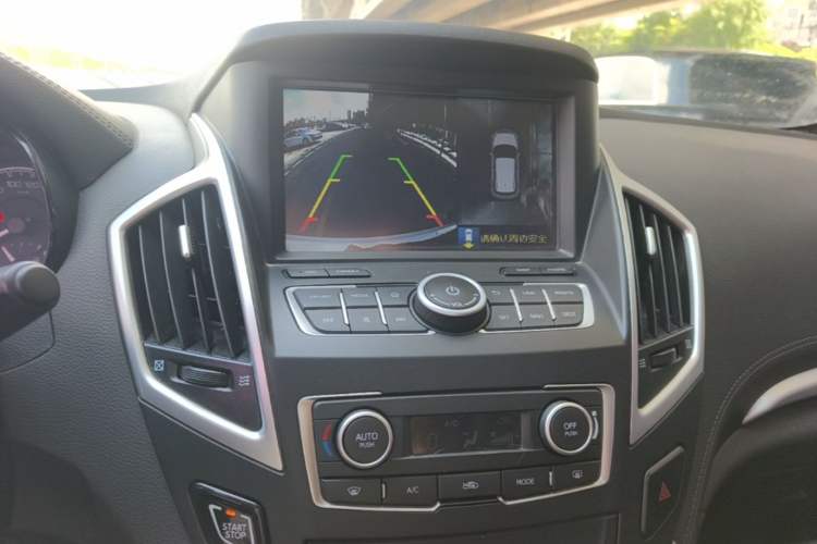 Used Dongfeng Aeolus AX7 2016 2.0L Automatic Zhiyi Trim Audio And AC Panel