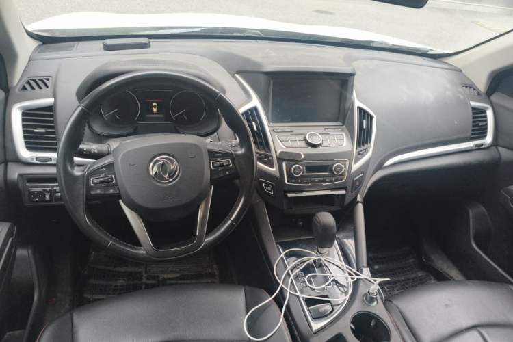 Used Dongfeng Aeolus AX7 2016 2.0L Automatic Zhiyi Trim Center Console