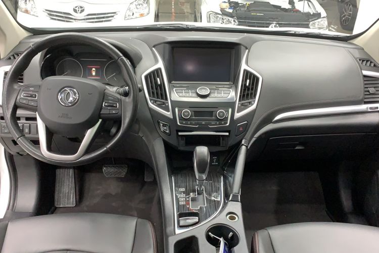 Used Dongfeng Aeolus AX7 2016 2.0L Automatic Zhiyi Trim Center Console