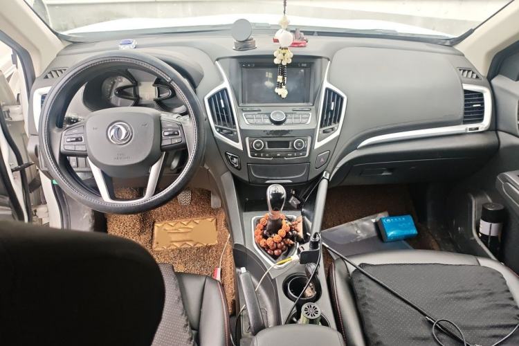 Used Dongfeng Aeolus AX7 2016 1.4T Manual Zhuyue Model Center Console