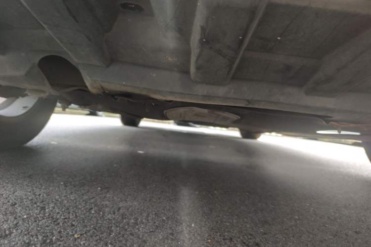 Used Dongfeng Aeolus AX7 2016 2.0L Automatic Zhiyi Trim Chassis Front