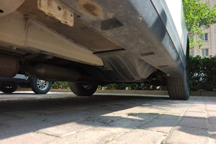 Used Dongfeng Aeolus AX7 2016 1.4T Manual Zhuyue Model Chassis Front Left