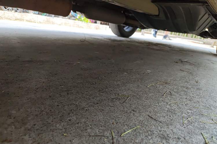 Used Dongfeng Aeolus AX7 2016 2.0L Automatic Zhiyi Trim Chassis Front Left