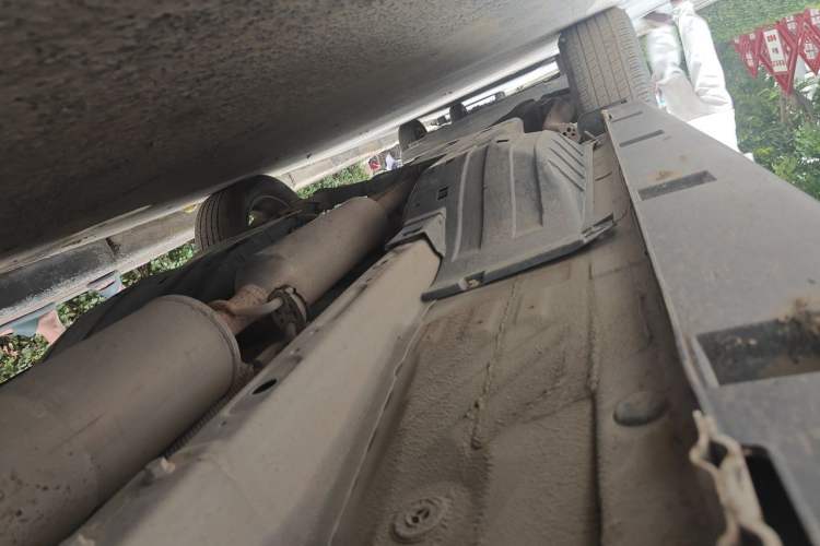 Used Dongfeng Aeolus AX7 2016 1.4T Manual Zhuyue Model Chassis Front Right