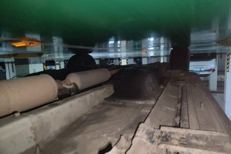 Used Dongfeng Aeolus AX7 2016 2.0L Automatic Zhiyi Trim Chassis Front Right