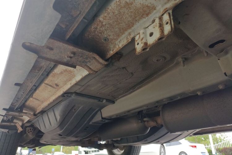 Used Dongfeng Aeolus AX7 2016 1.4T Manual ZhiShang Model Chassis Front Right