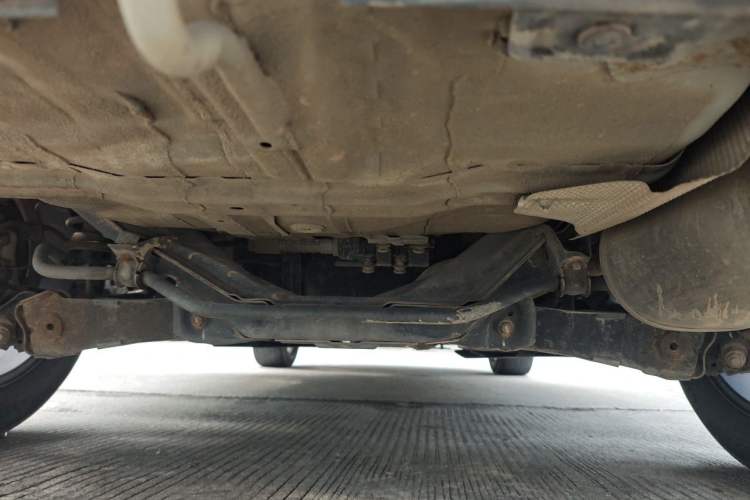 Used Dongfeng Aeolus AX7 2016 2.0L Automatic Zhiyi Trim Chassis Rear