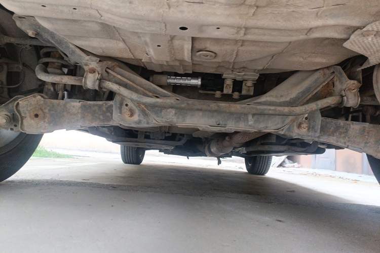 Used Dongfeng Aeolus AX7 2016 2.0L Automatic Zhiyi Trim Chassis Rear