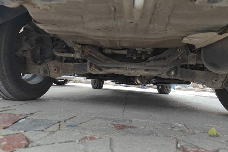 Used Dongfeng Aeolus AX7 2016 2.0L Automatic Zhiyi Trim Chassis Rear
