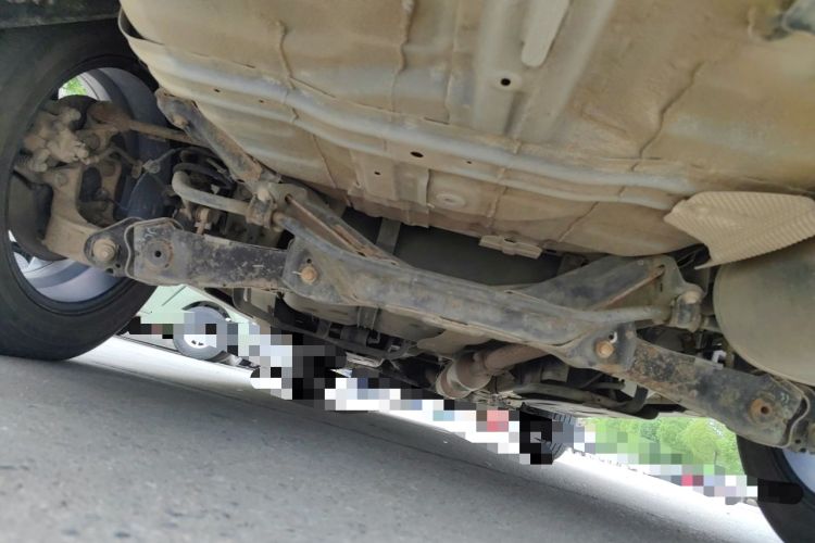 Used Dongfeng Aeolus AX7 2016 2.0L Manual Zhiyi Trim Chassis Rear