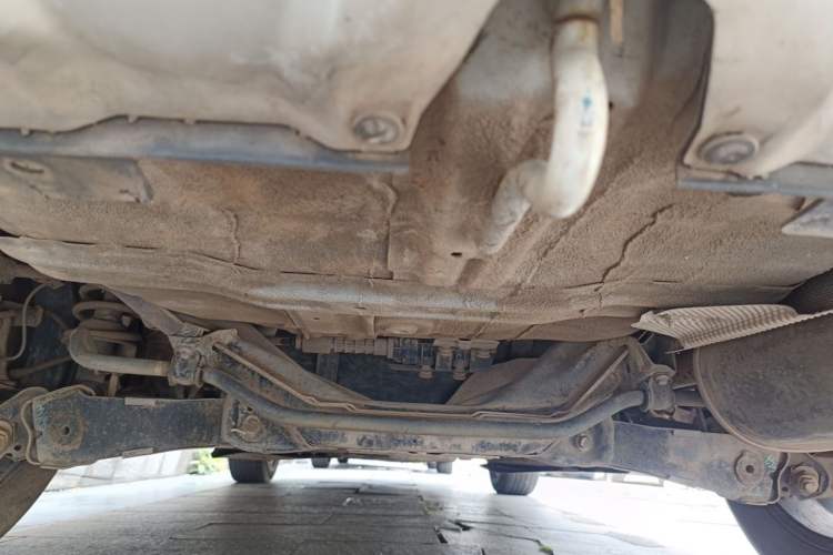 Used Dongfeng Aeolus AX7 2016 2.0L Automatic Zhiyi Trim Chassis Rear