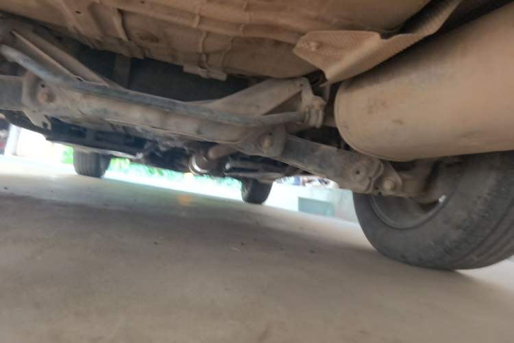 Used Dongfeng Aeolus AX7 2016 1.4T Manual Zhuyue Model Chassis Rear