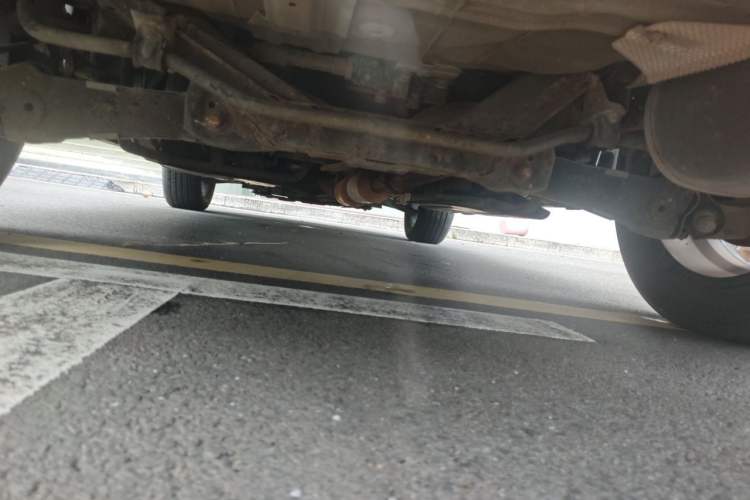 Used Dongfeng Aeolus AX7 2016 2.0L Automatic Zhiyi Trim Chassis Rear