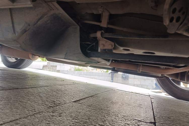 Used Dongfeng Aeolus AX7 2016 2.0L Automatic Zhiyi Trim Chassis Rear Left