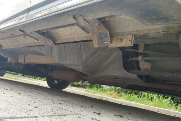 Used Dongfeng Aeolus AX7 2016 2.0L Automatic Zhiyi Trim Chassis Rear Left