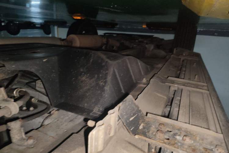 Used Dongfeng Aeolus AX7 2016 2.0L Automatic Zhiyi Trim Chassis Rear Left