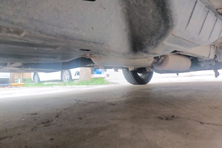 Used Dongfeng Aeolus AX7 2016 2.0L Automatic Zhiyi Trim Chassis Rear Right