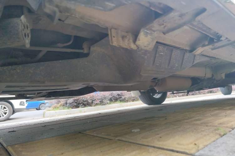 Used Dongfeng Aeolus AX7 2016 2.0L Automatic Zhiyi Trim Chassis Rear Right
