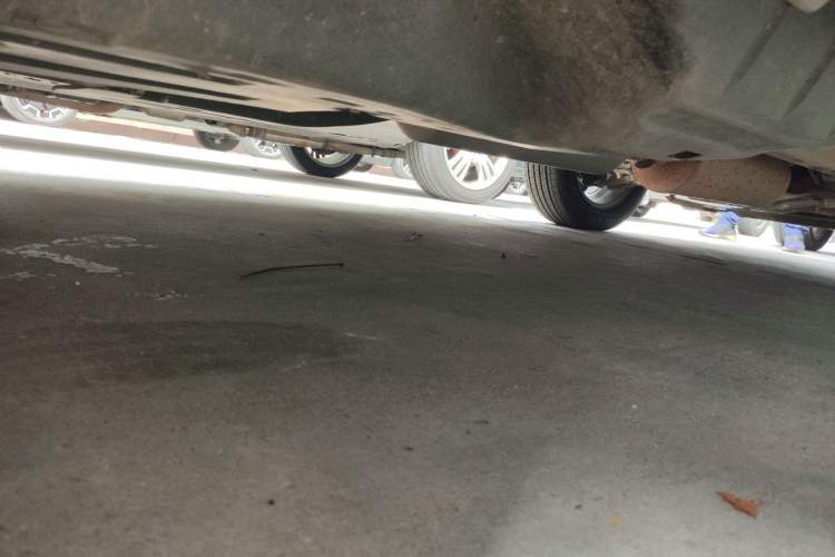 Used Dongfeng Aeolus AX7 2016 2.0L Automatic Zhiyi Trim Chassis Rear Right