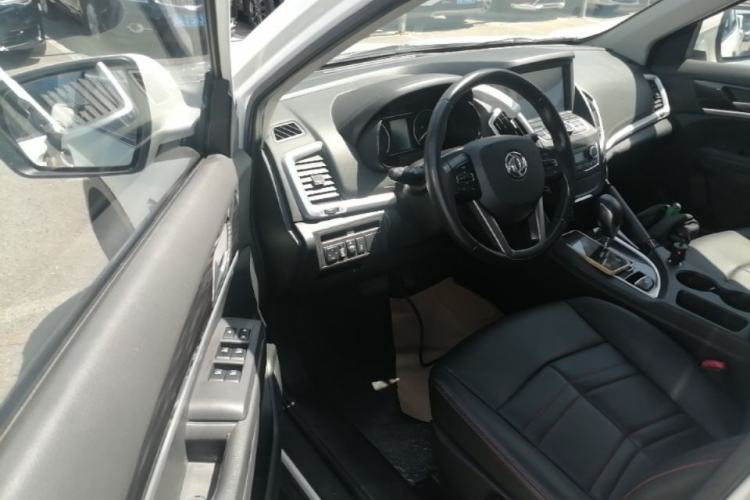 Used Dongfeng Aeolus AX7 2016 2.0L Automatic Zhiyi Trim Driver Seat