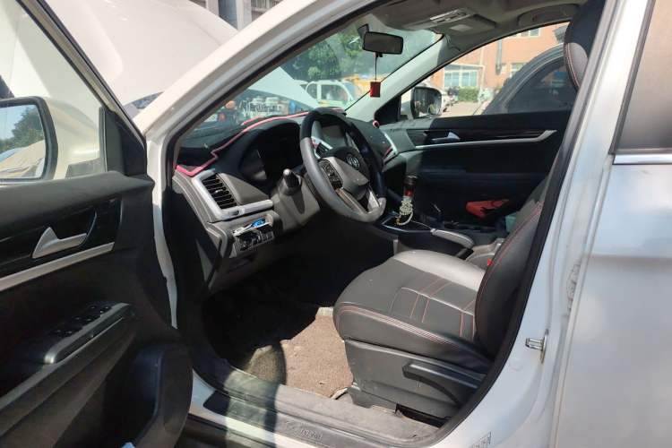 Used Dongfeng Aeolus AX7 2016 1.4T Manual Zhuyue Model Driver Seat