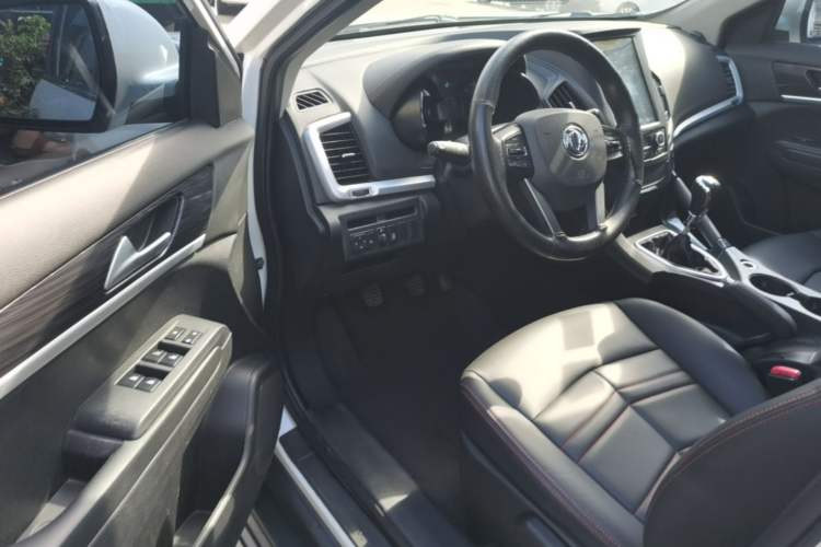 Used Dongfeng Aeolus AX7 2016 2.0L Manual Zhuyue Model Driver Seat