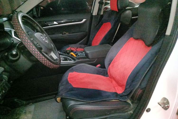 Used Dongfeng Aeolus AX7 2016 2.0L Automatic Zhiyi Trim Driver Seat