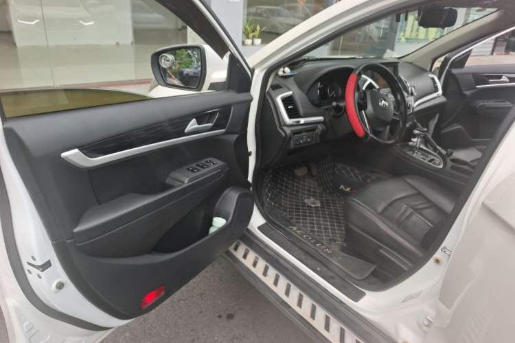 Used Dongfeng Aeolus AX7 2016 2.0L Automatic Zhiyi Trim Driver Seat