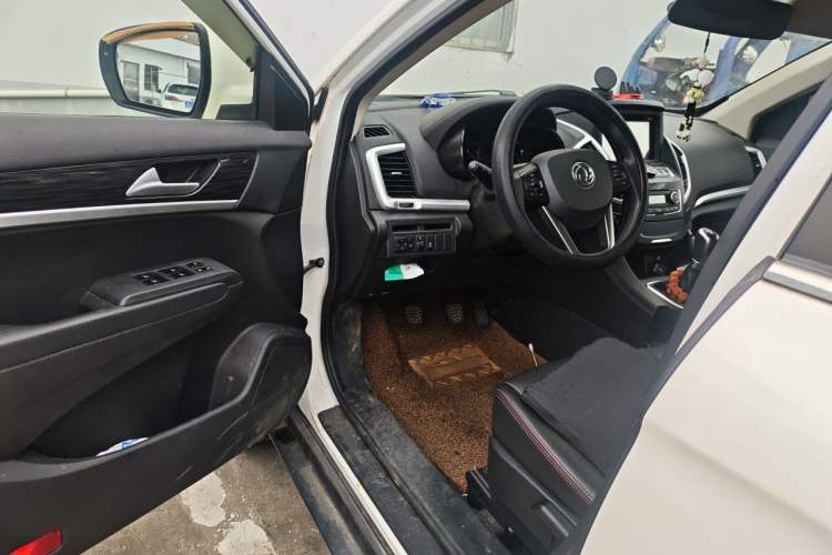 Used Dongfeng Aeolus AX7 2016 1.4T Manual Zhuyue Model Driver Seat